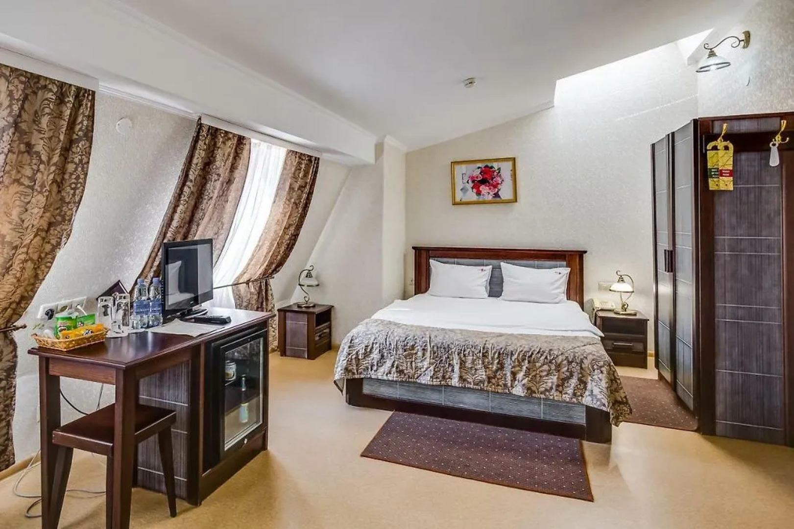 Отель Сити Роуз