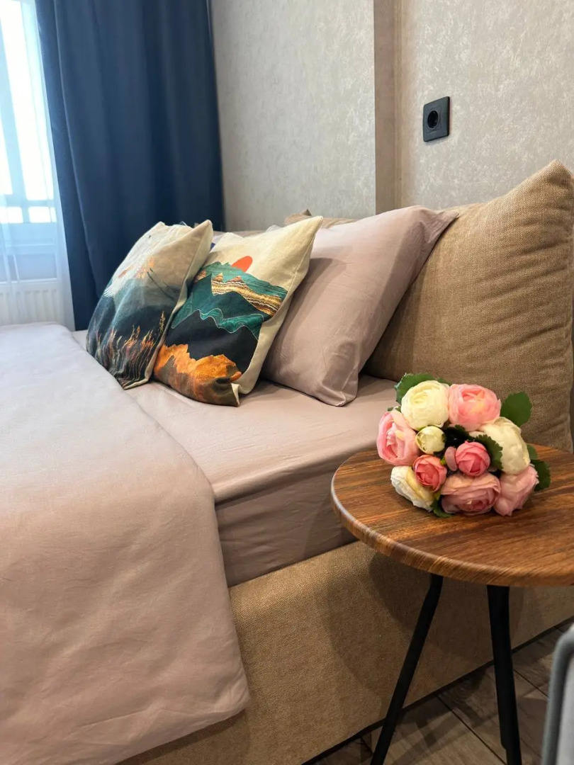 1-к. квартира на Базарной площади с видом на пруд, 30 м², 22 этаж