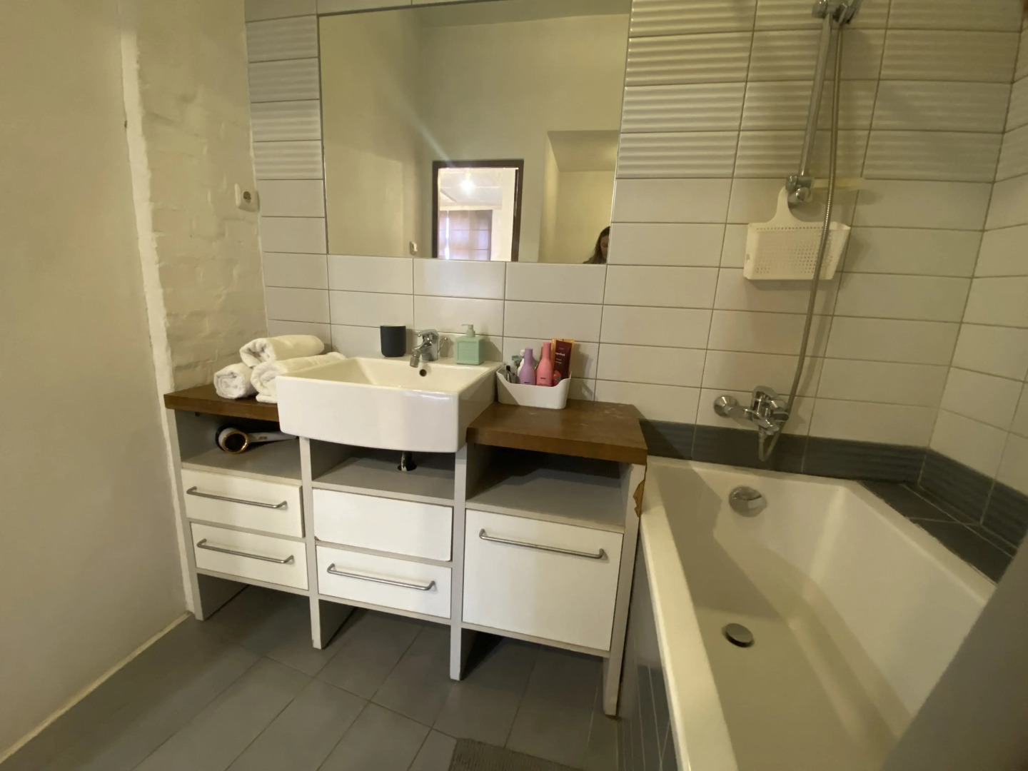 Апартаменты Студия с отдельной спальней в районе вокзала