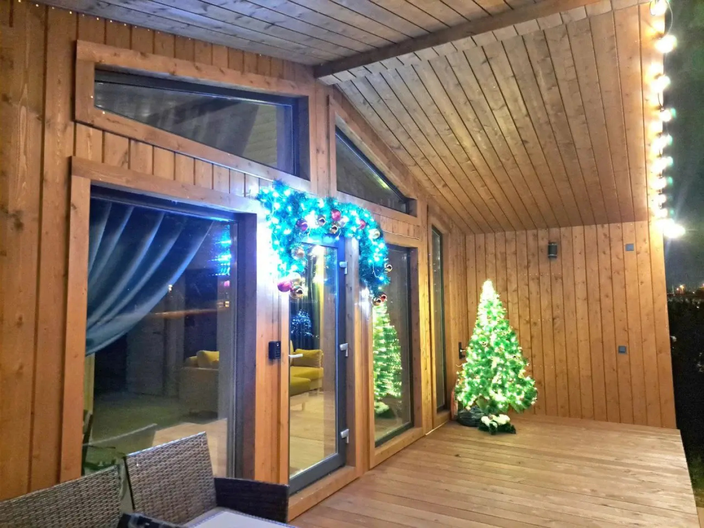 Частный дом для отдыха с гриль-мангалом, костровой и батутом