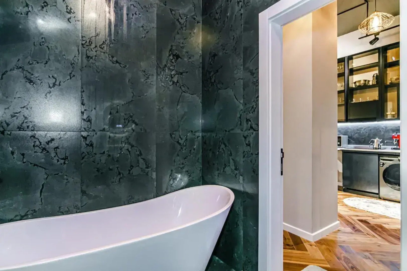 Апартаменты Luxury 1 bed Knightsbridge Residence White City