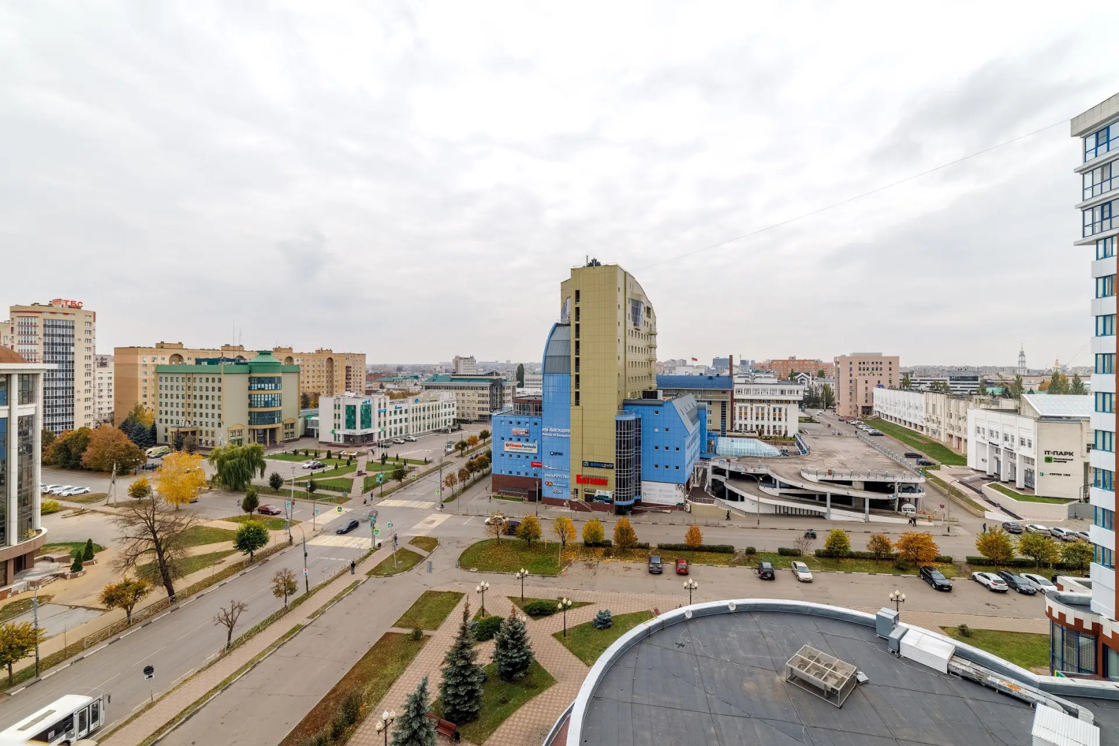 Квартира PrezentHaus в центре на Горького 28