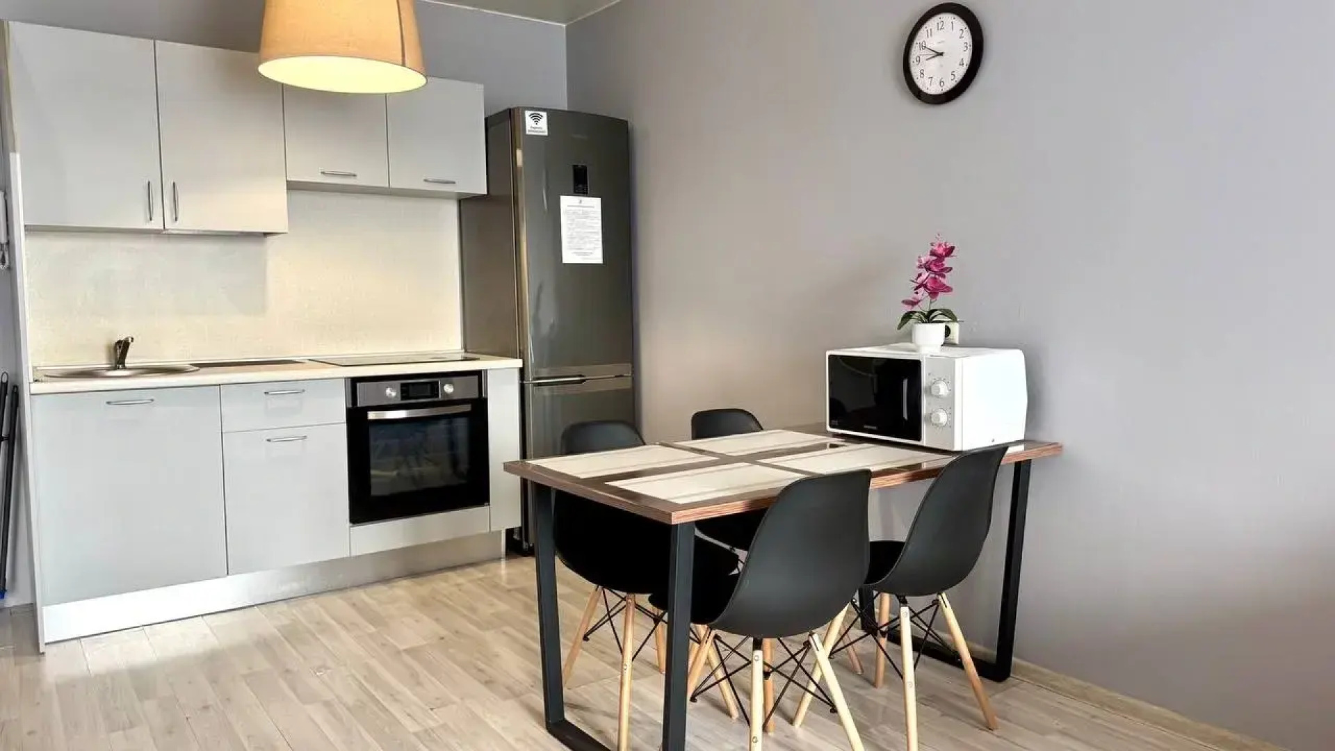 Квартира Акварели Лофт