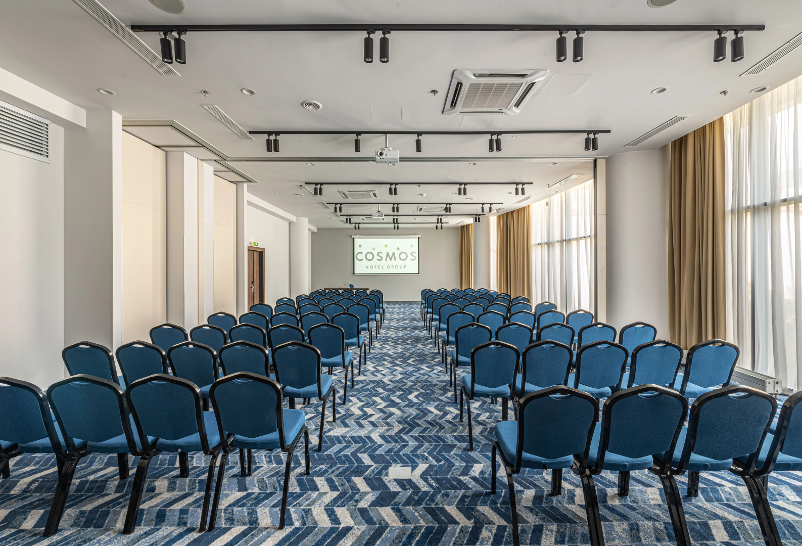 Отель Cosmos Moscow Paveletskaya