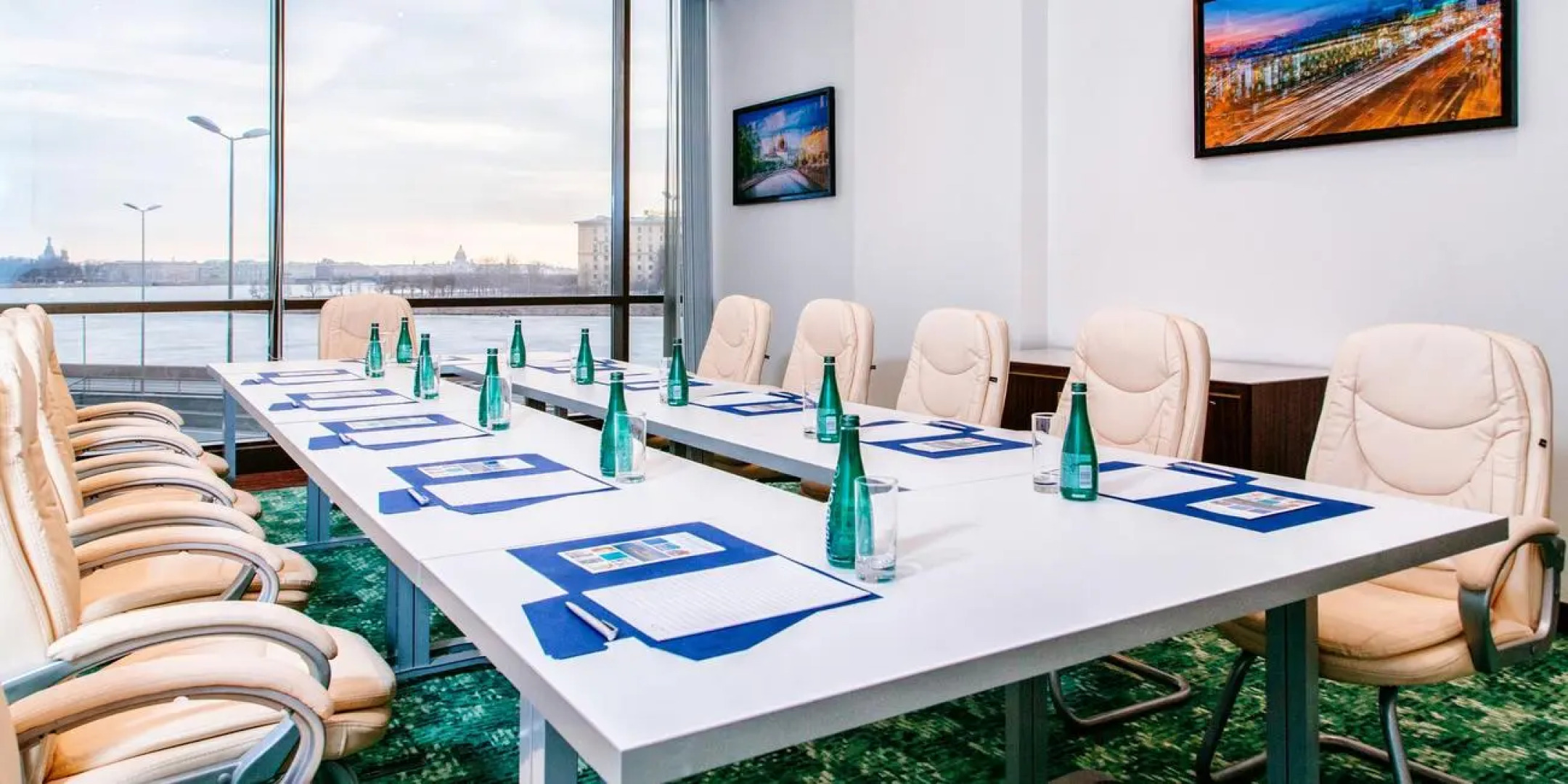 Отель Санкт-Петербург