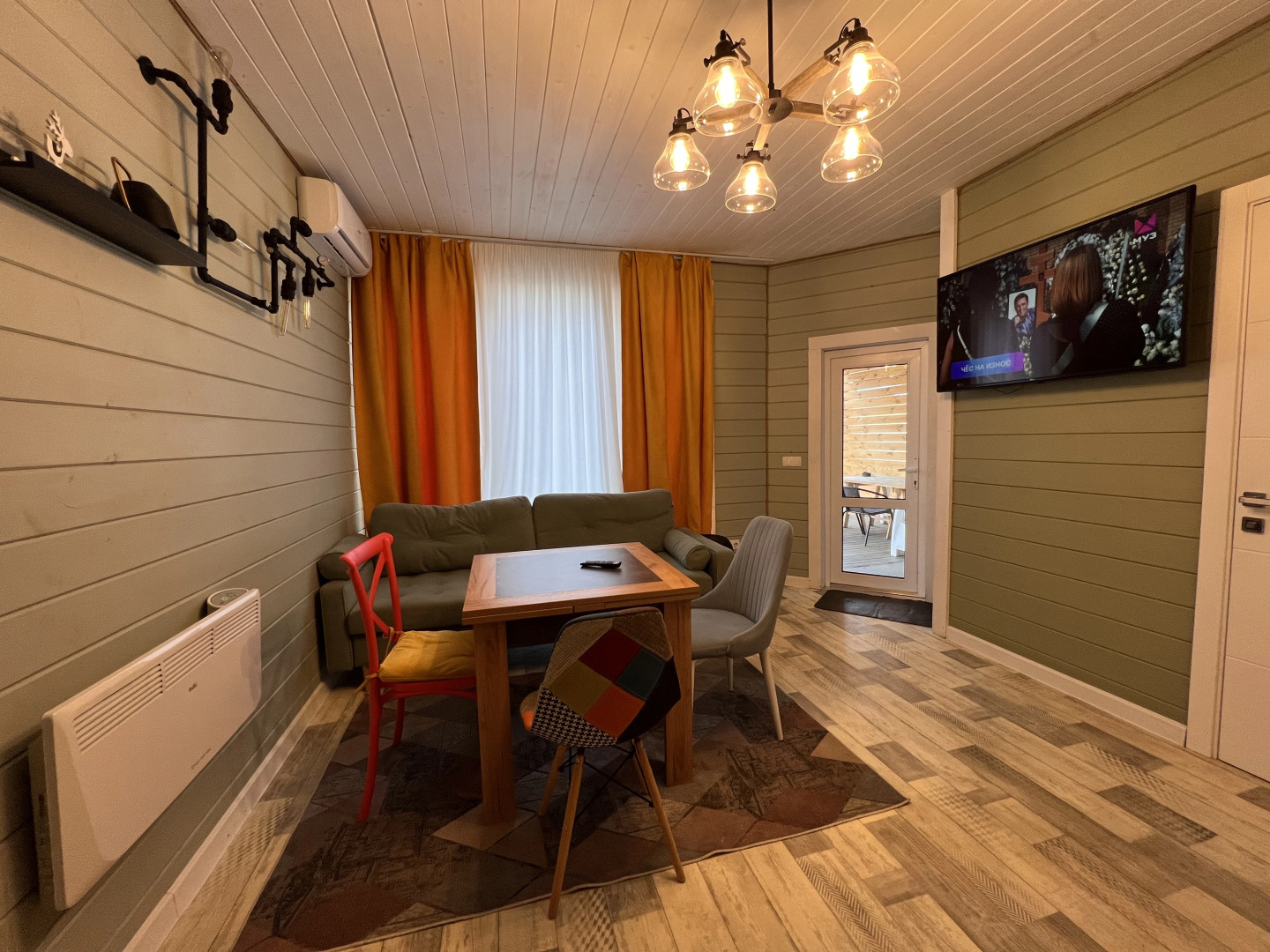 Гостевой дом Черный дом в Хвалынске