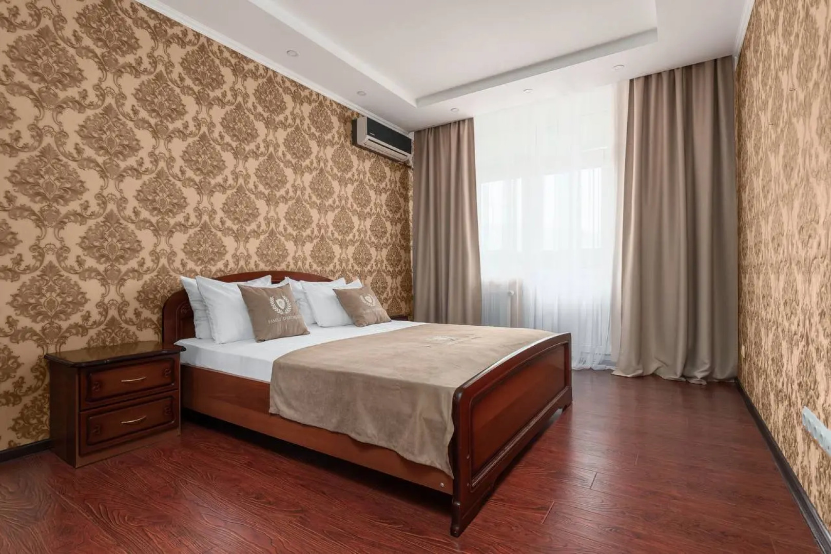 Апартаменты на 8 этаже на Восточно Кругликовской