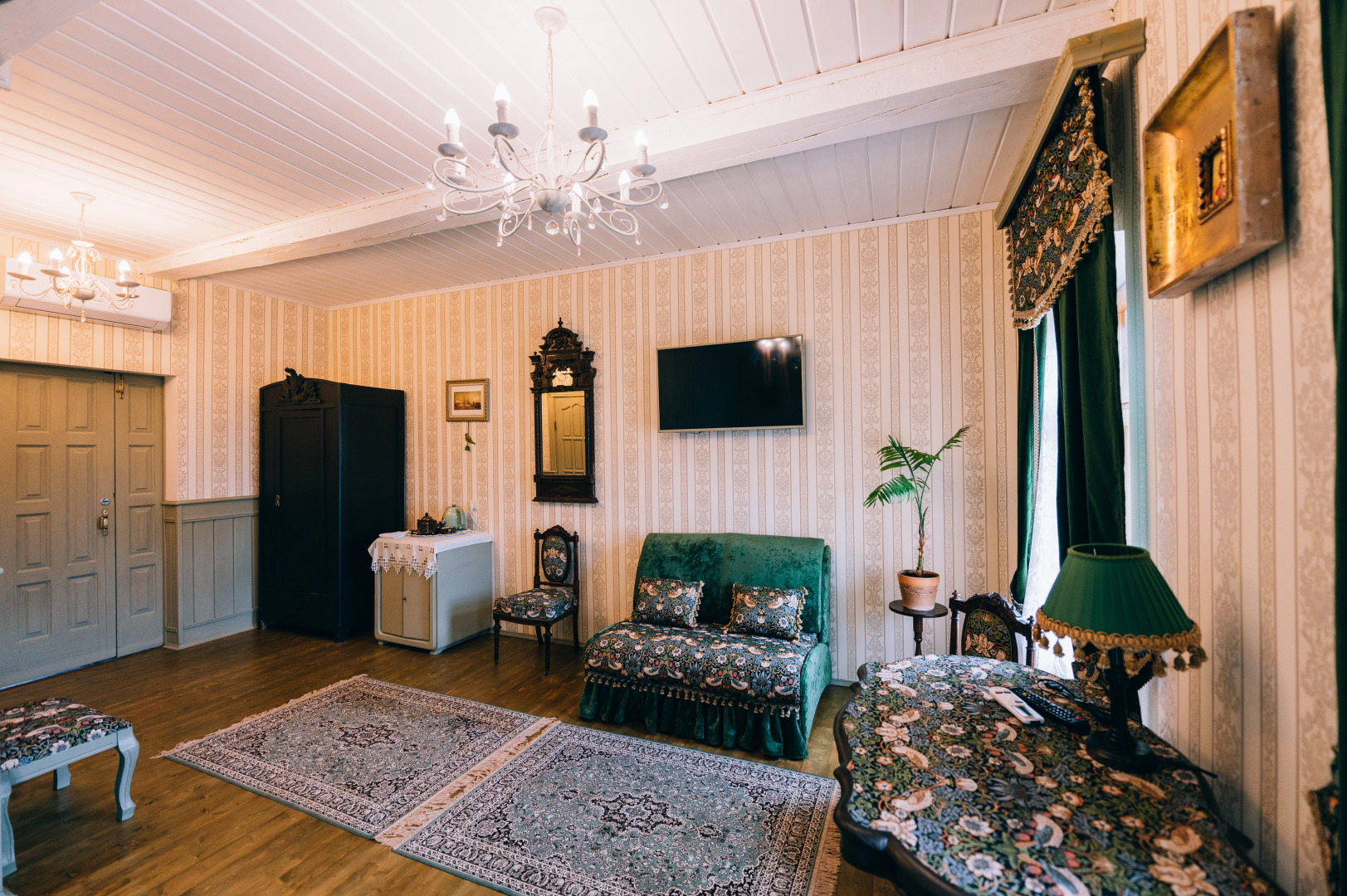 Отель Купеческая усадьба ѣ