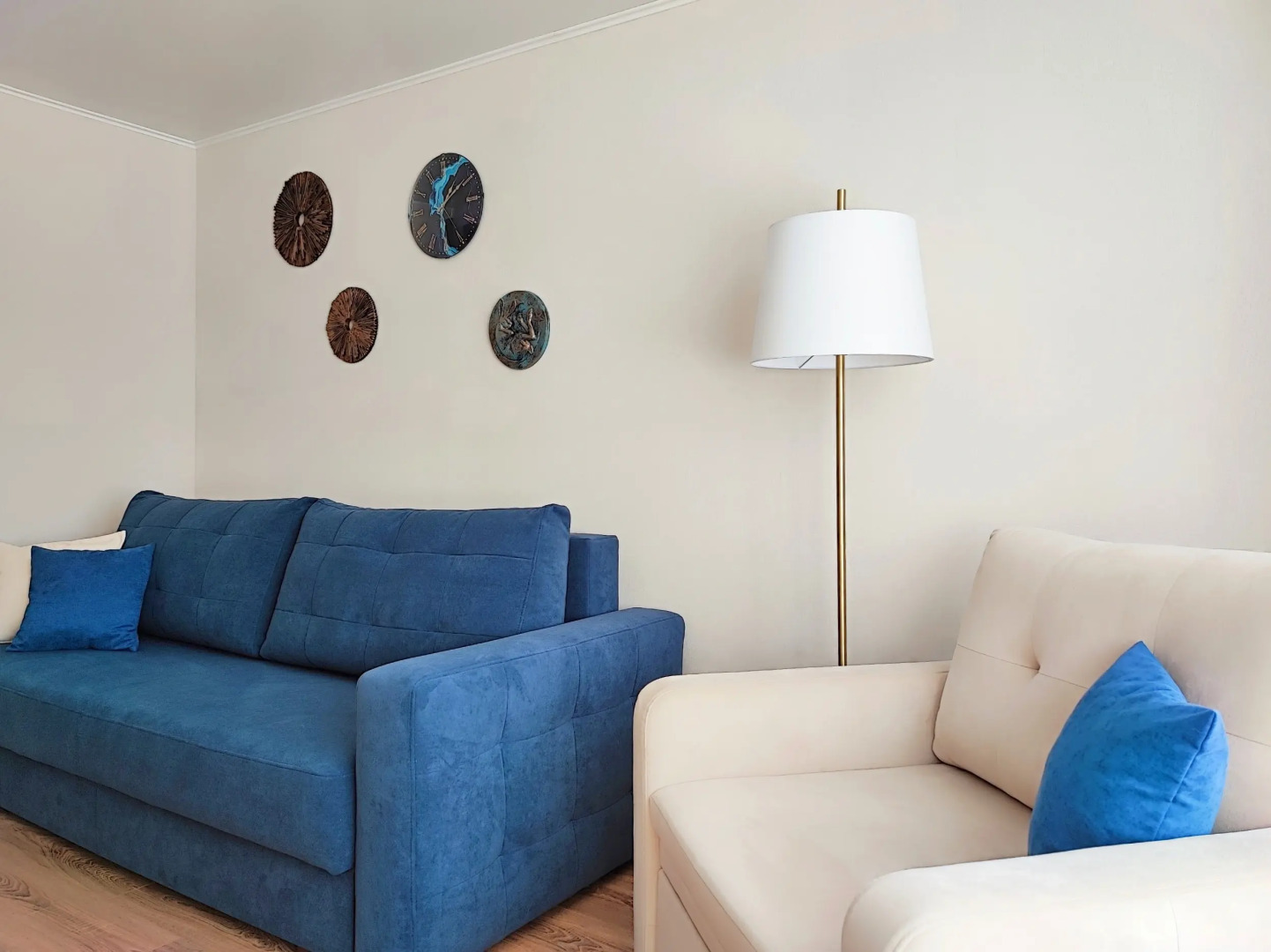 Апартаменты Kenig Holidays 2-к в центре Калининграда на Ленинском проспекте