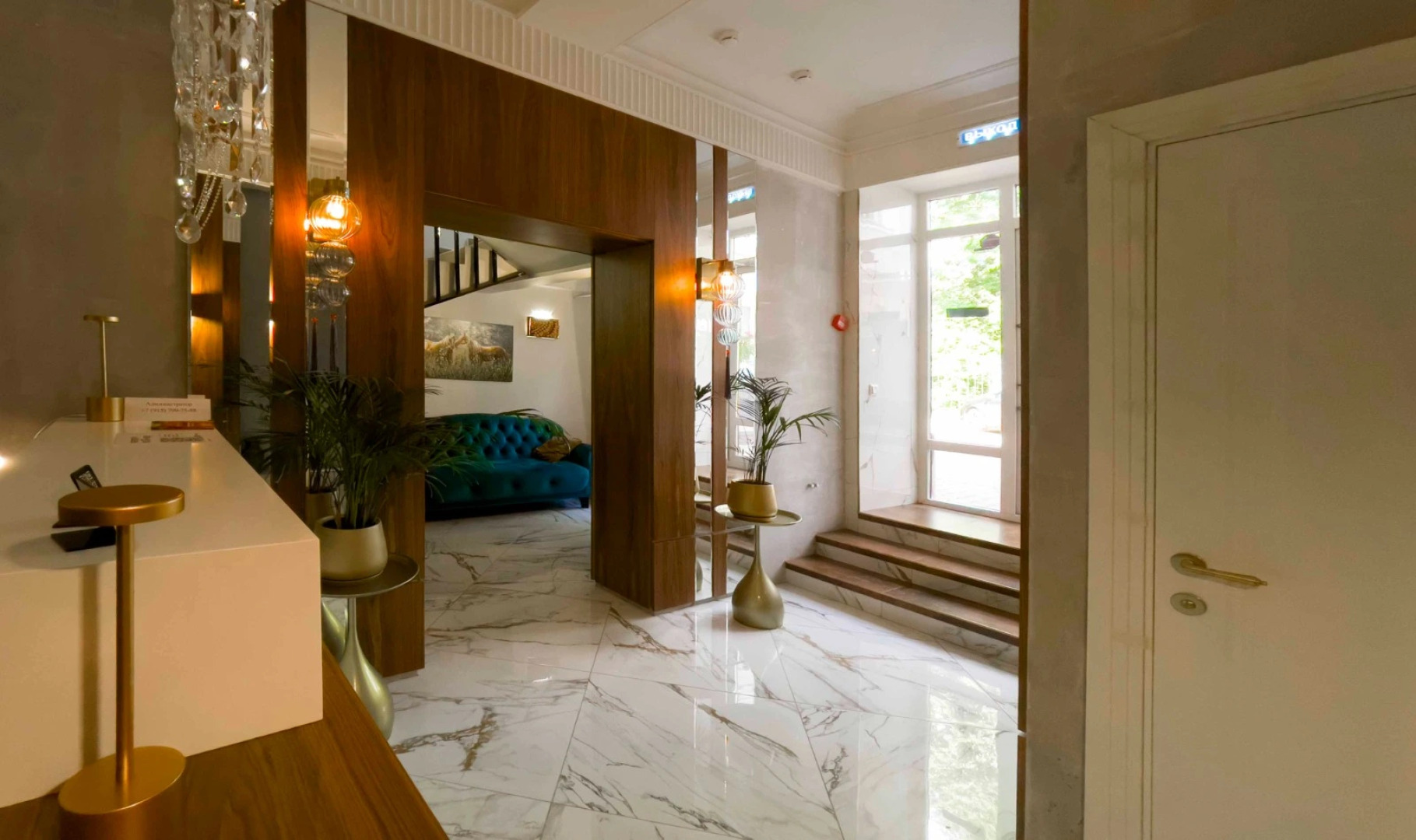 Отель на Манежном