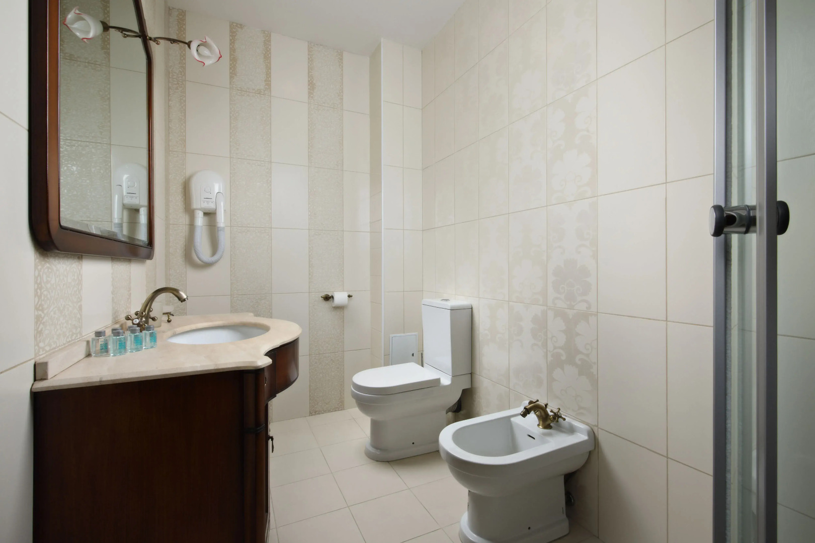 Домбай Пэлас