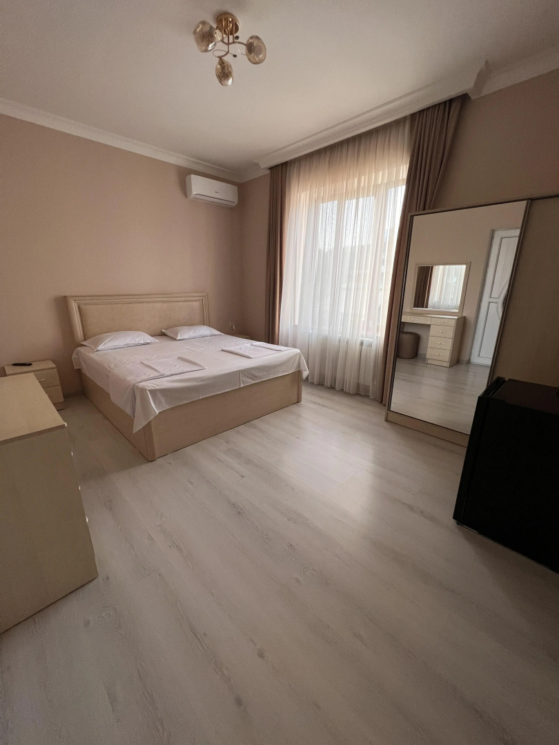 Отель Golden Resort