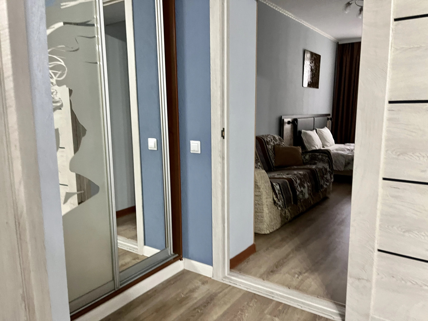 Апартаменты 3-х комнатная квартира в центре рядом с ТЦ Галерея Новосибирск