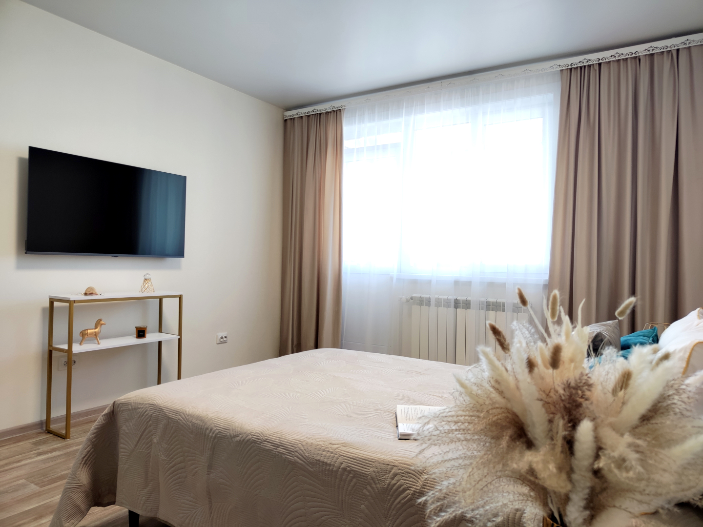 Квартира с Видом на Реку