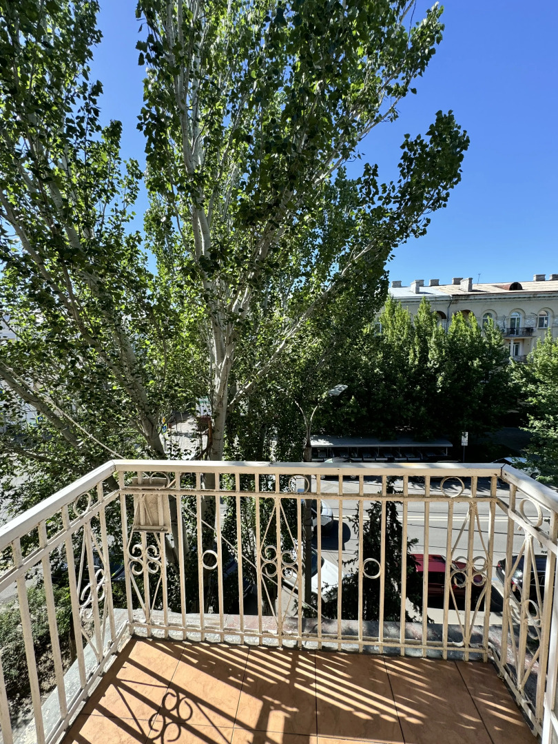 Квартира на Центральной Набережной