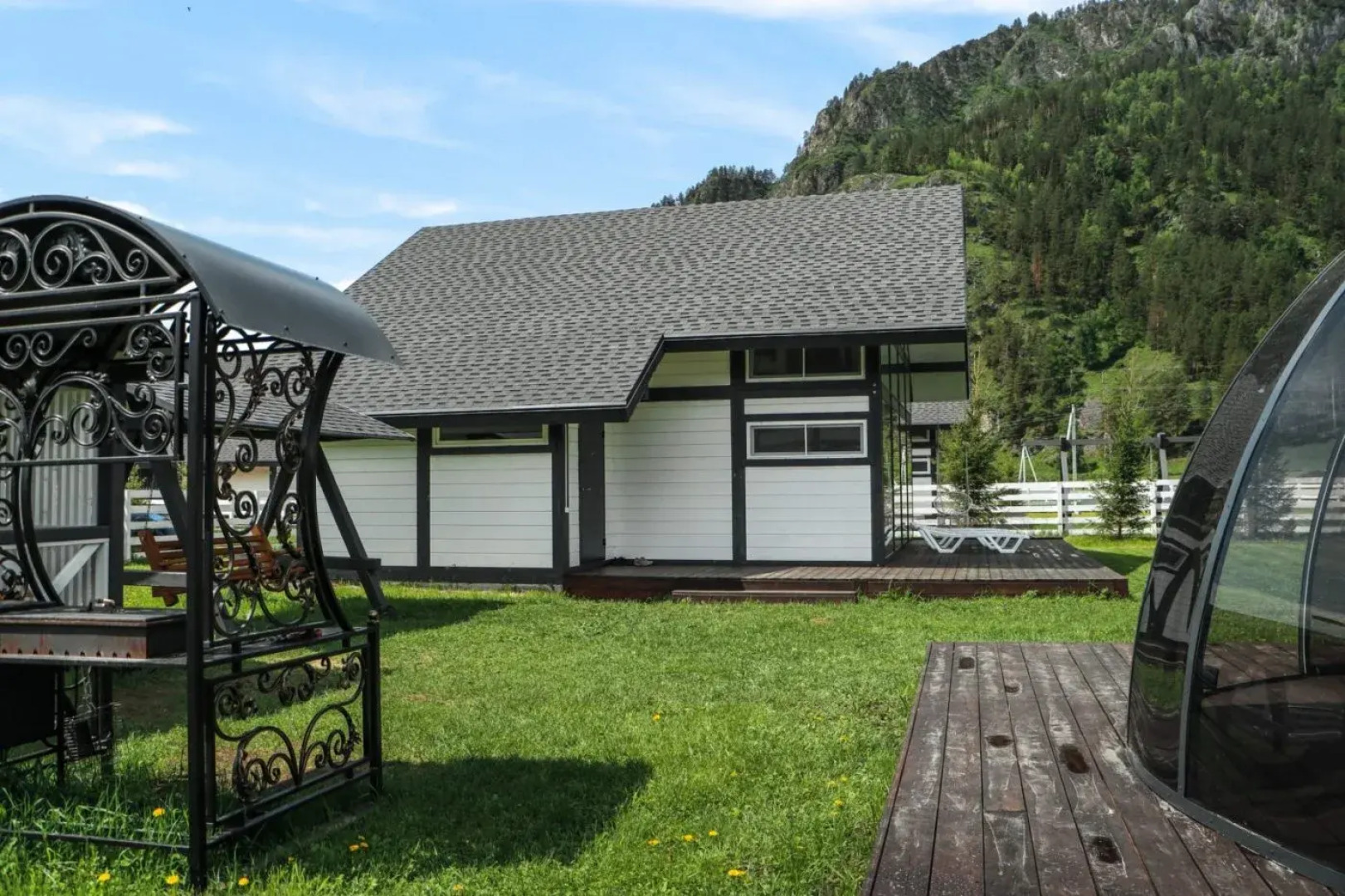 Отель Альпинс Residence