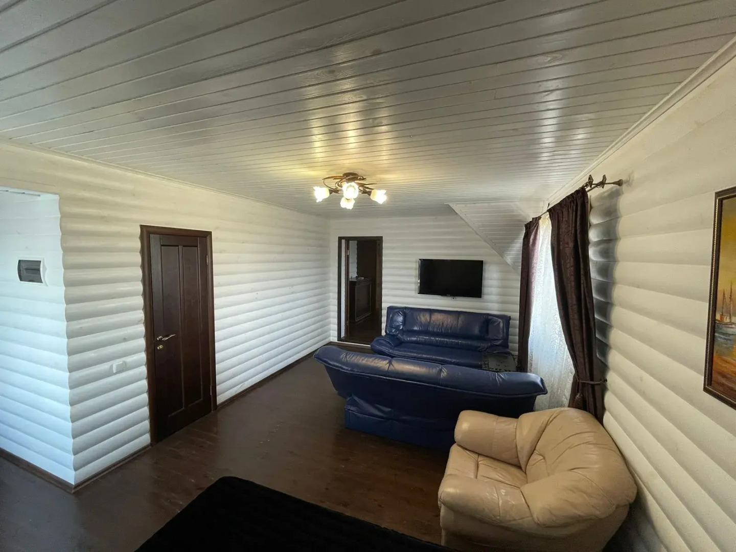 Частный Дом на Берегу Моря с Бассейном