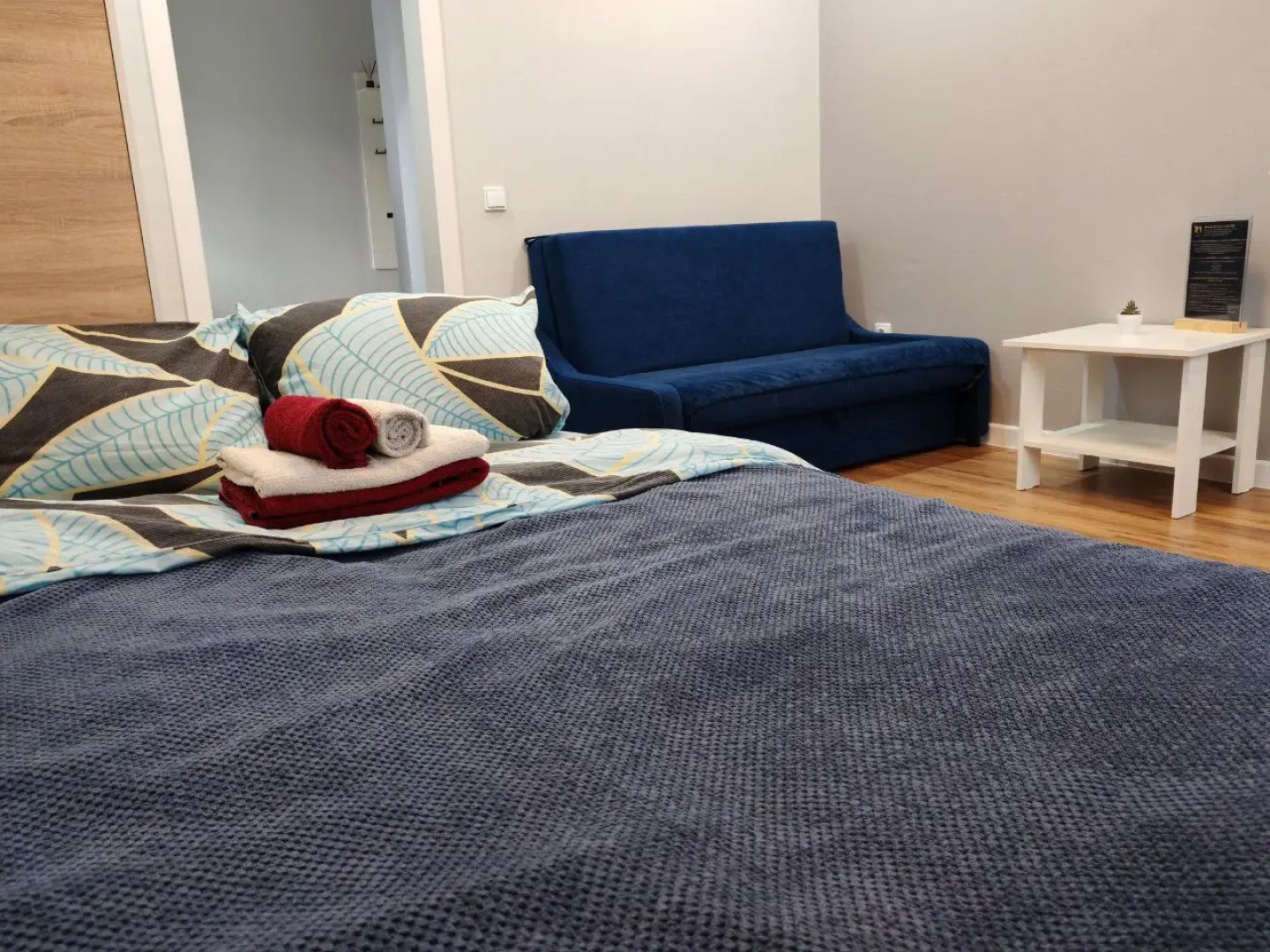 Апартаменты 1-к квартира в ЖК Дебют рядом с ТЦ СИТИ-МОЛЛ