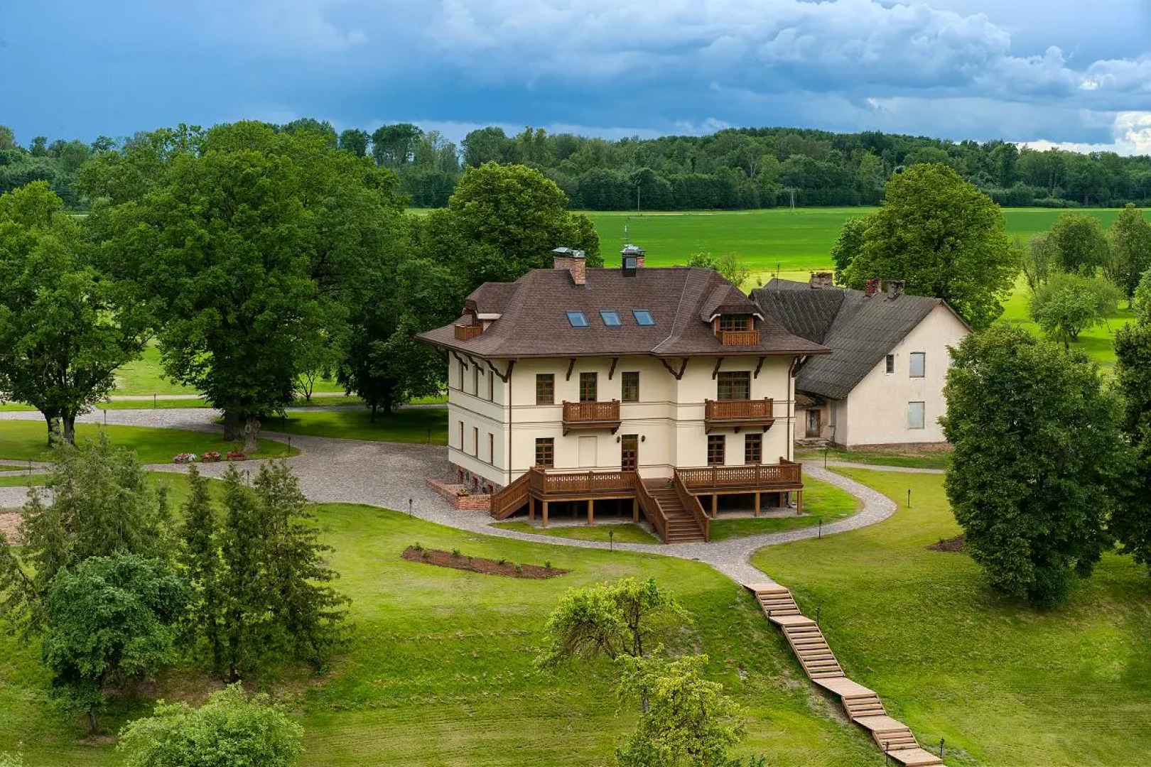 Отель Mazmežotne Manor