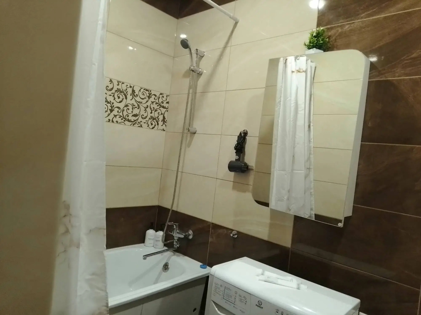 Апартаменты Brauni в Академ Riversaid