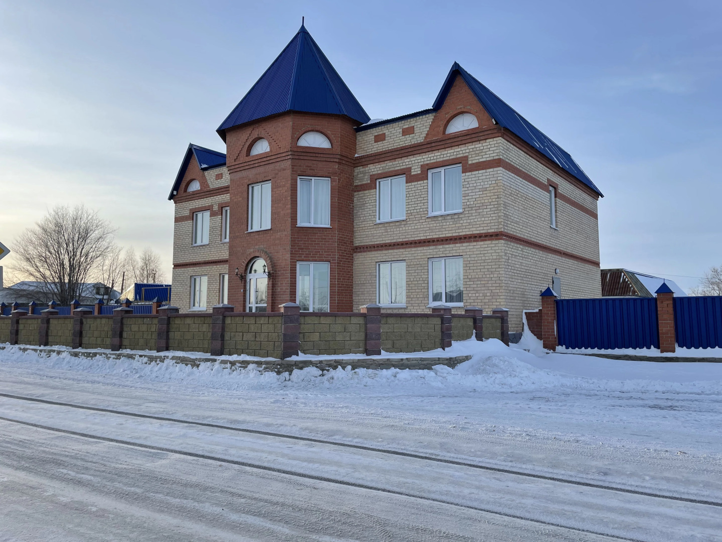 отель Циркон