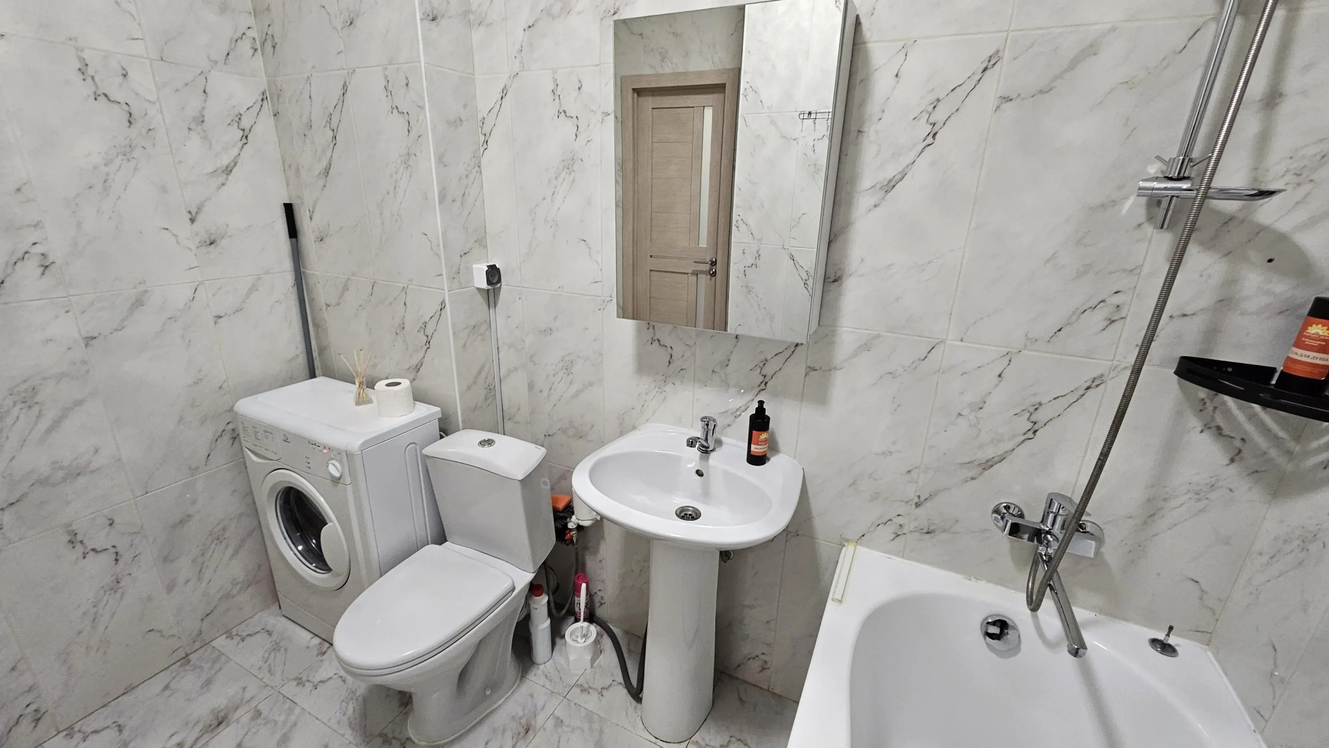 Квартира Марьин Дом на Азина, 22/7