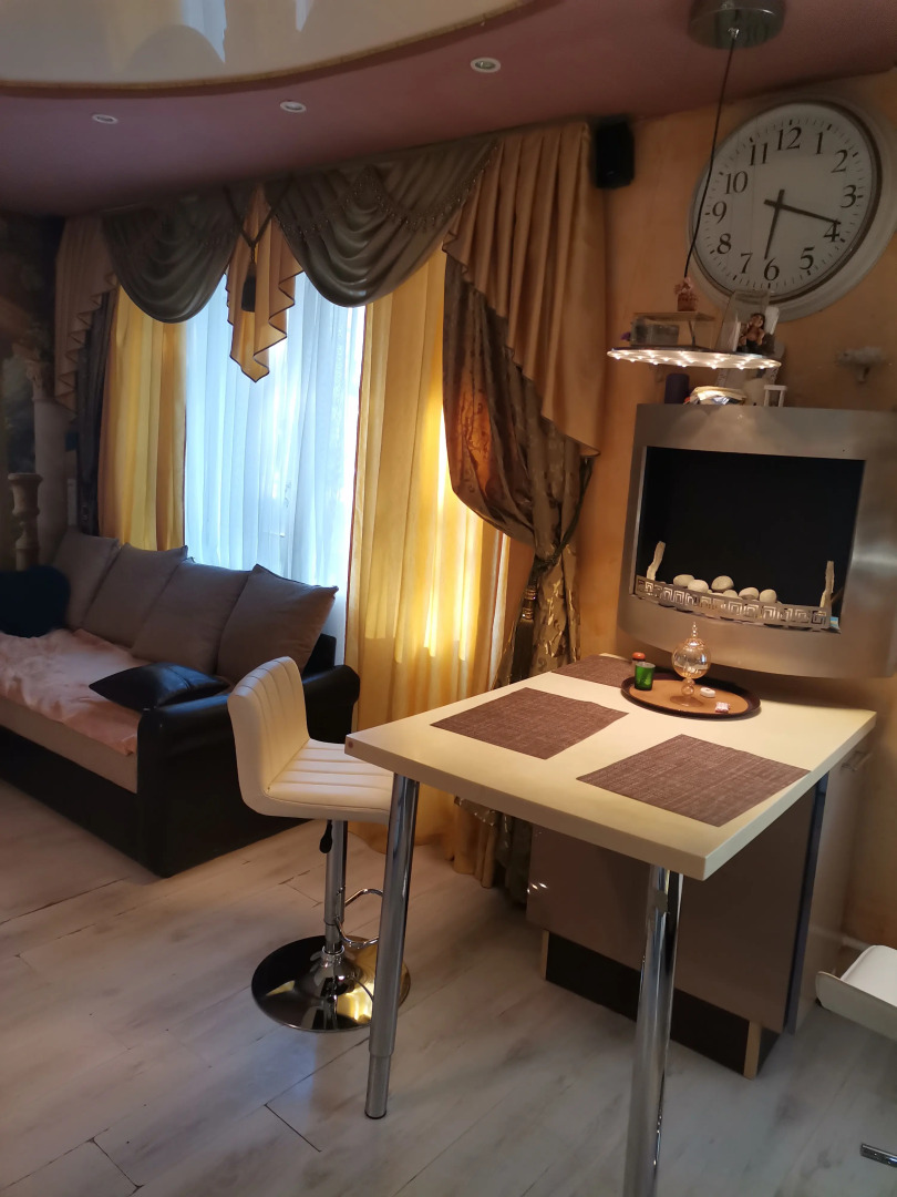 Апартаменты с камином в центре города