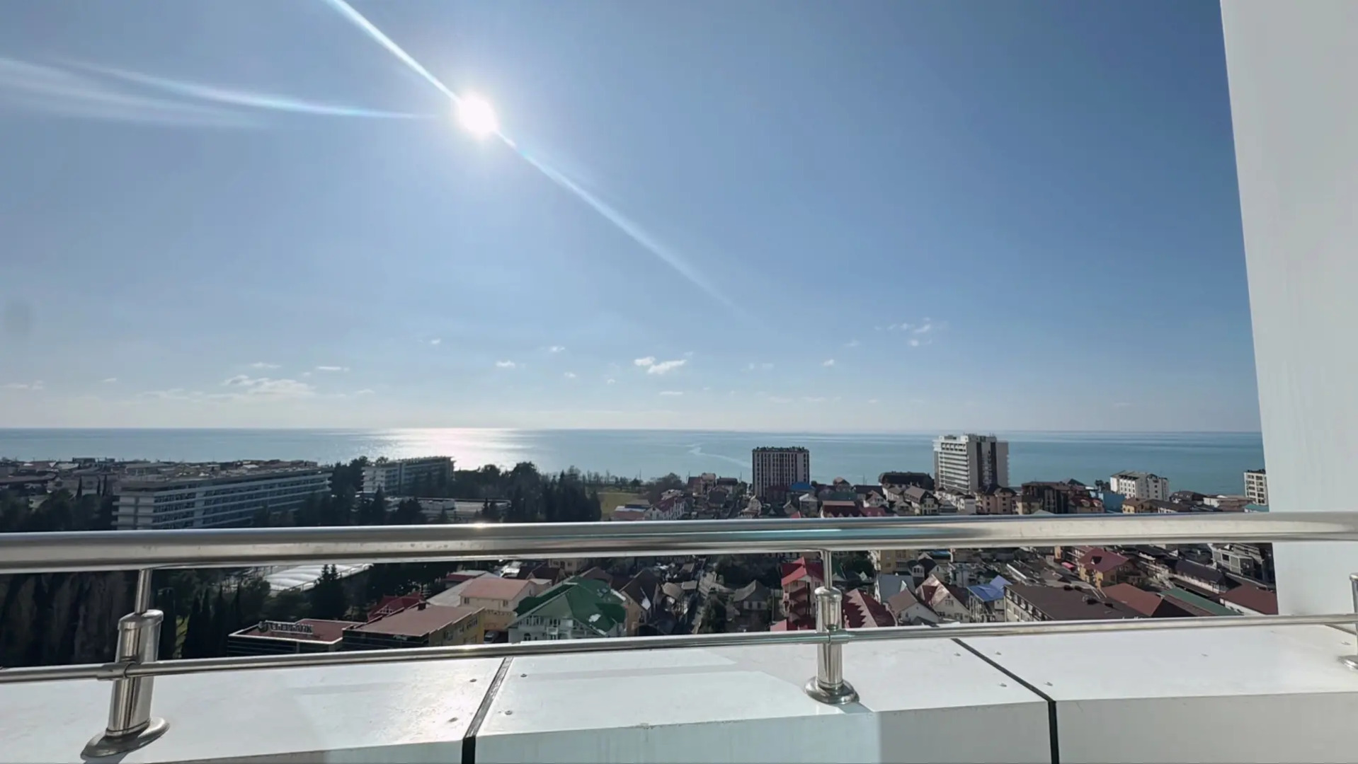 Апартаменты двухкомнатные MorskayaSimfonya-2 люкс с панорамой на море бассейном