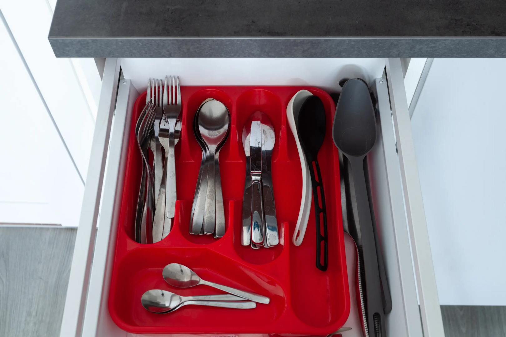 Квартира у метро Елизаровская