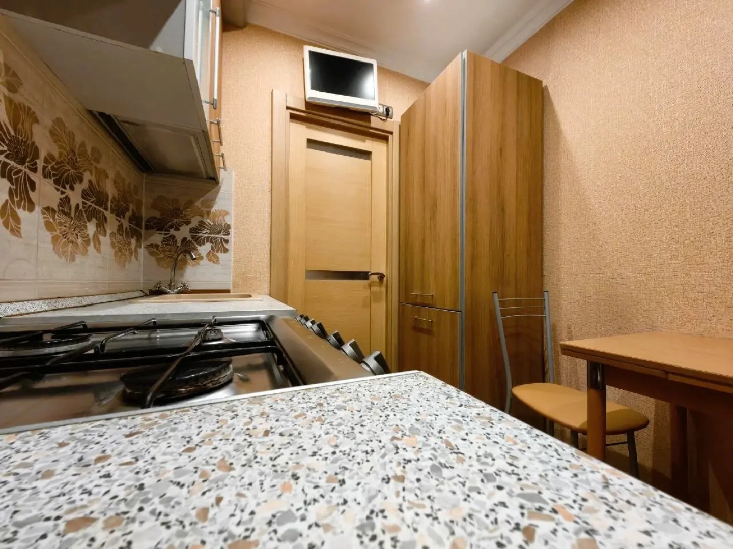 Апартаменты Уютная Однушка Возле Метро Академическая