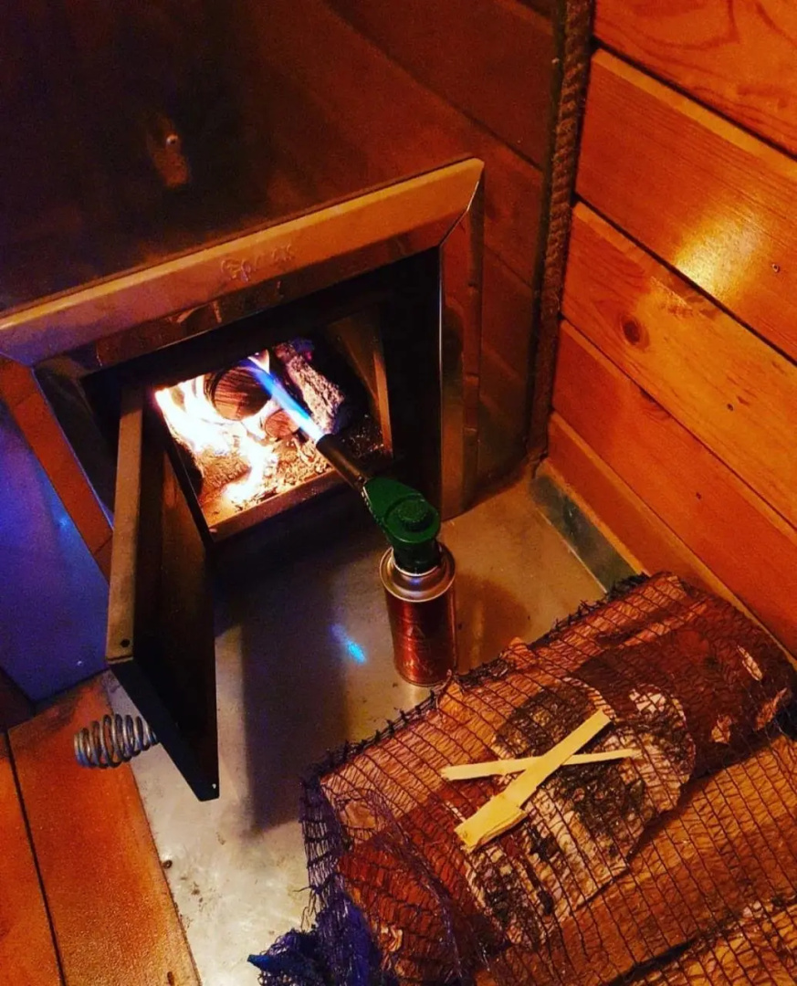 Частный дом на берегу залива Волги