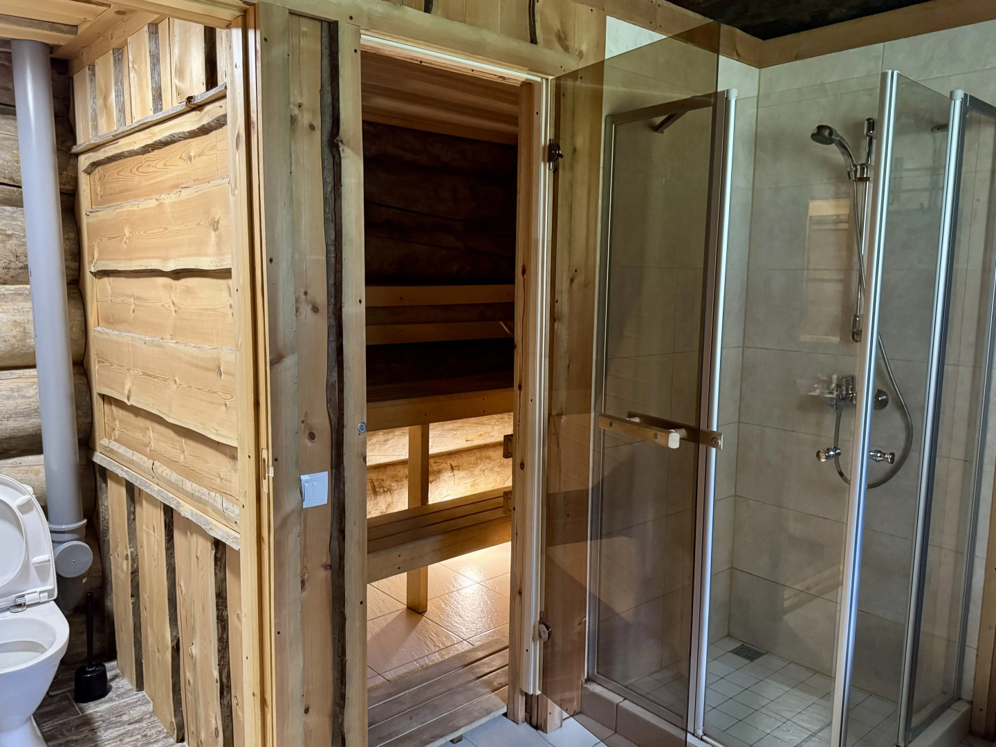 Коттеджи Карелия Медвежка Стандарт с Видом во Внутренний Двор