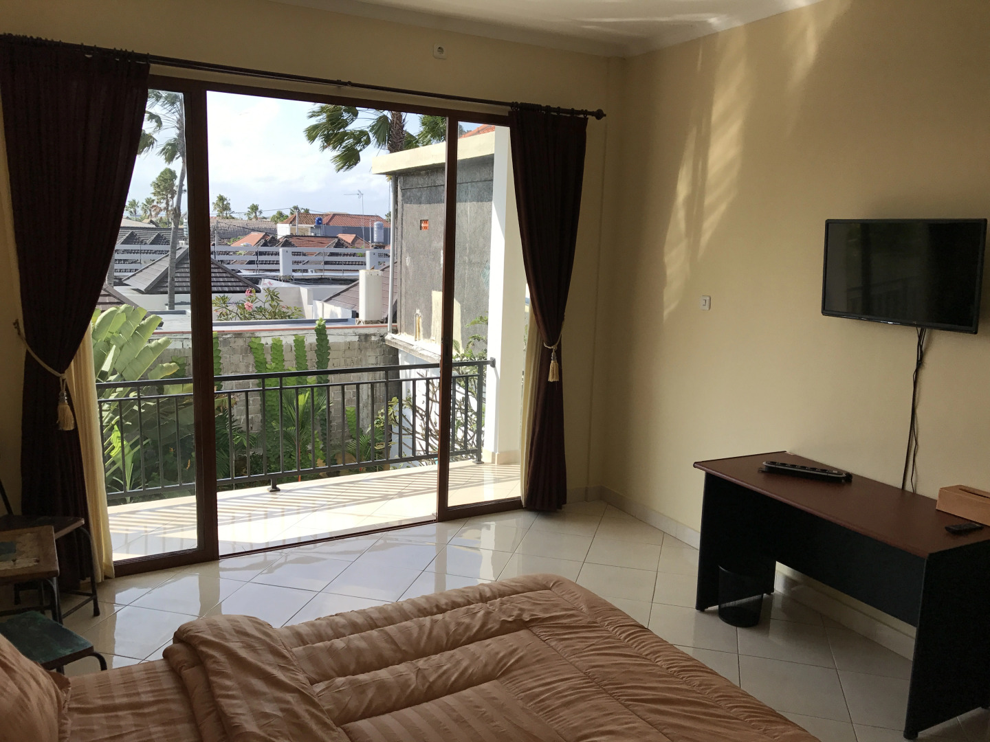 Отель La Costa Central