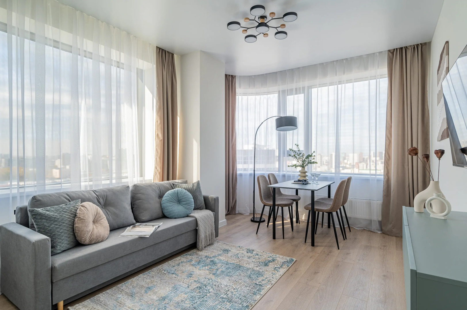 Апартаменты 232а на Радищева 41