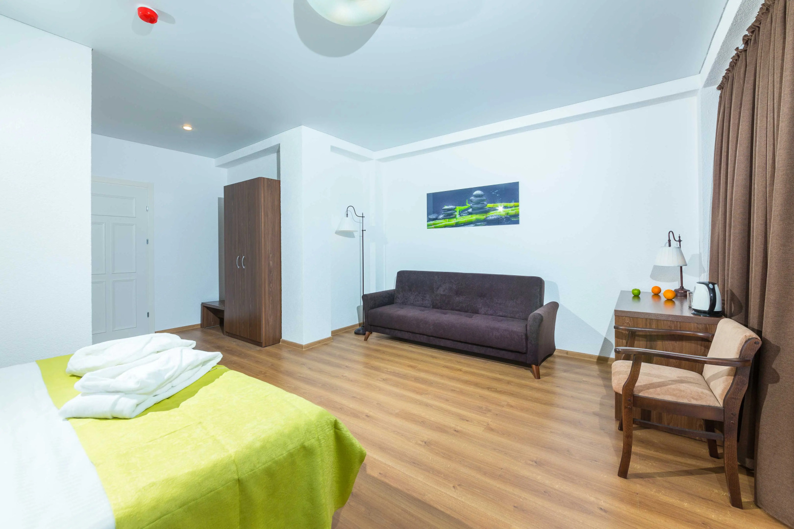 Курортный отель Си Бриз Резорт