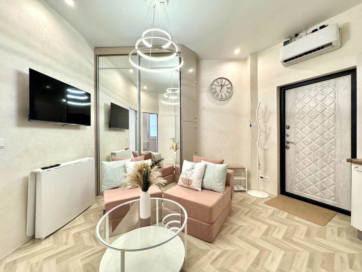 Апартаменты Арт Лайт Сити