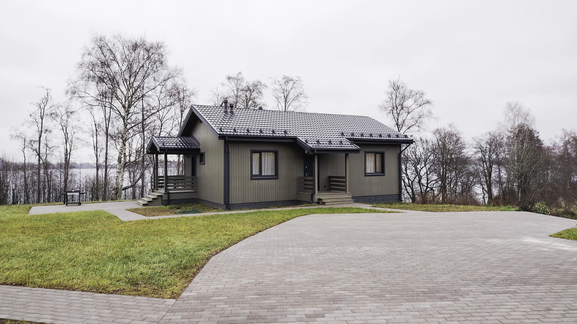 Частный дом Уютный Современный с Видом на Отрадное Озеро