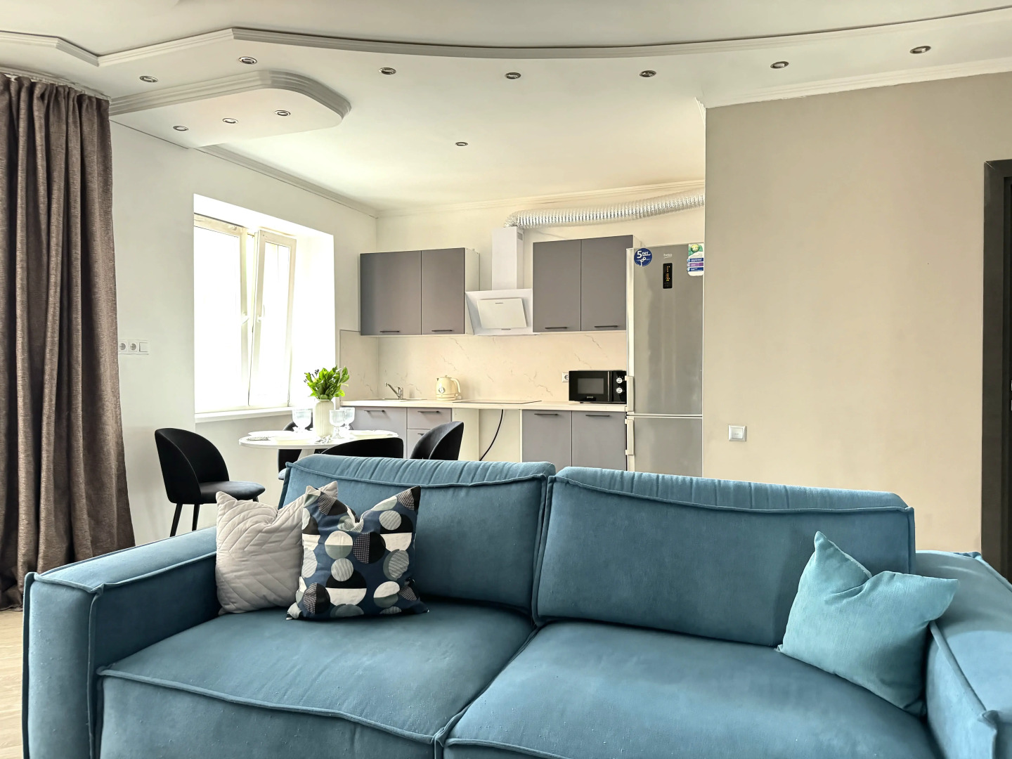 Апартаменты Евродвушка с джакузи рядом с Крокусом