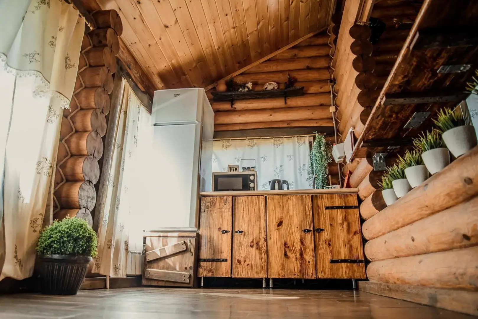 Частный дом Гуси Лебеди