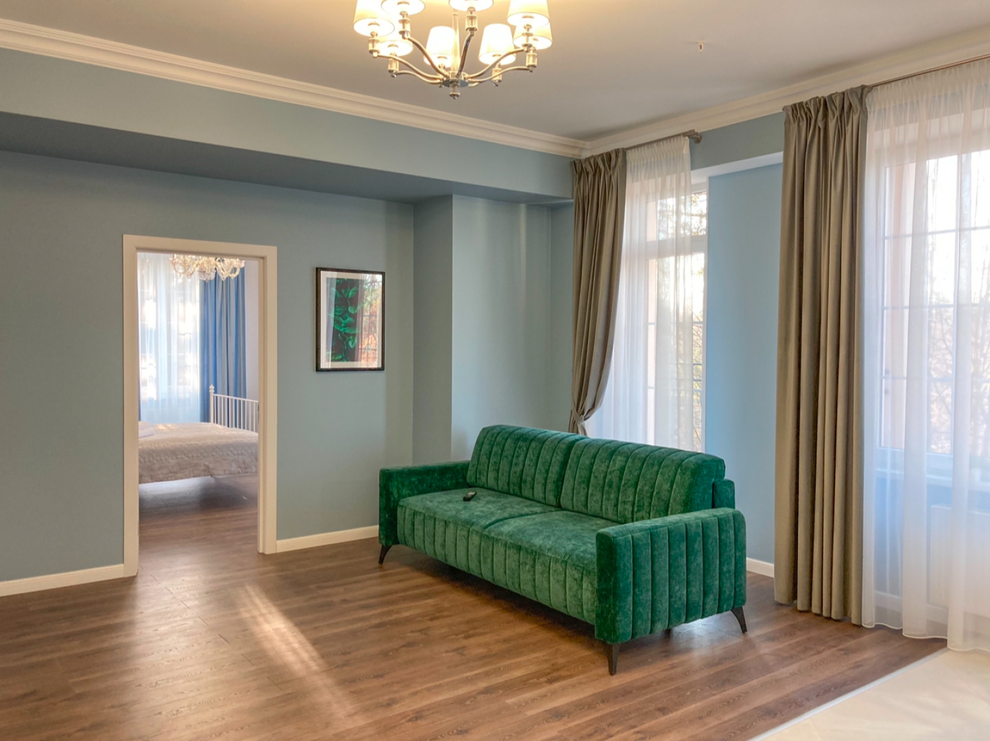 Апартаменты Sun City Apartments Shtolz 28 с Двумя Спальнями в Центре Города