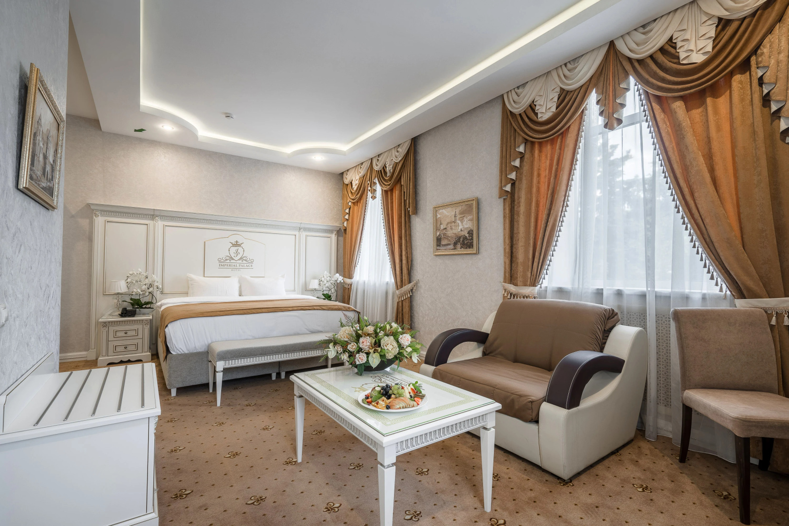 Отель Imperial Palace