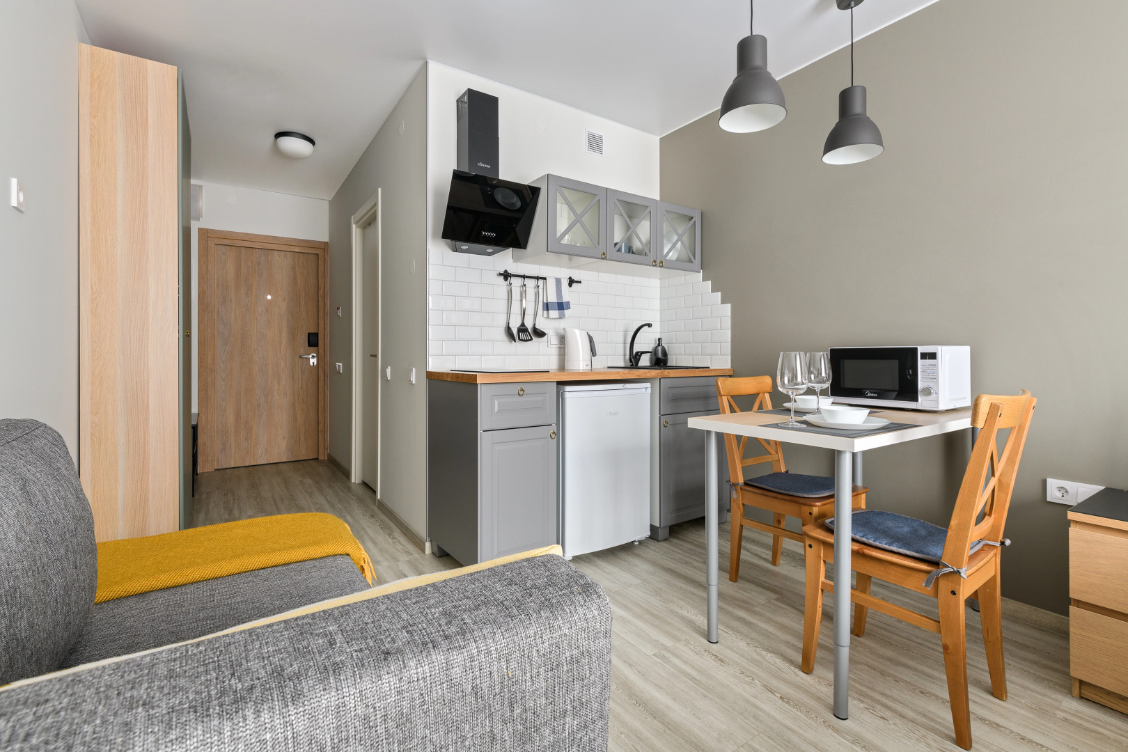 Апартаменты White & Grey