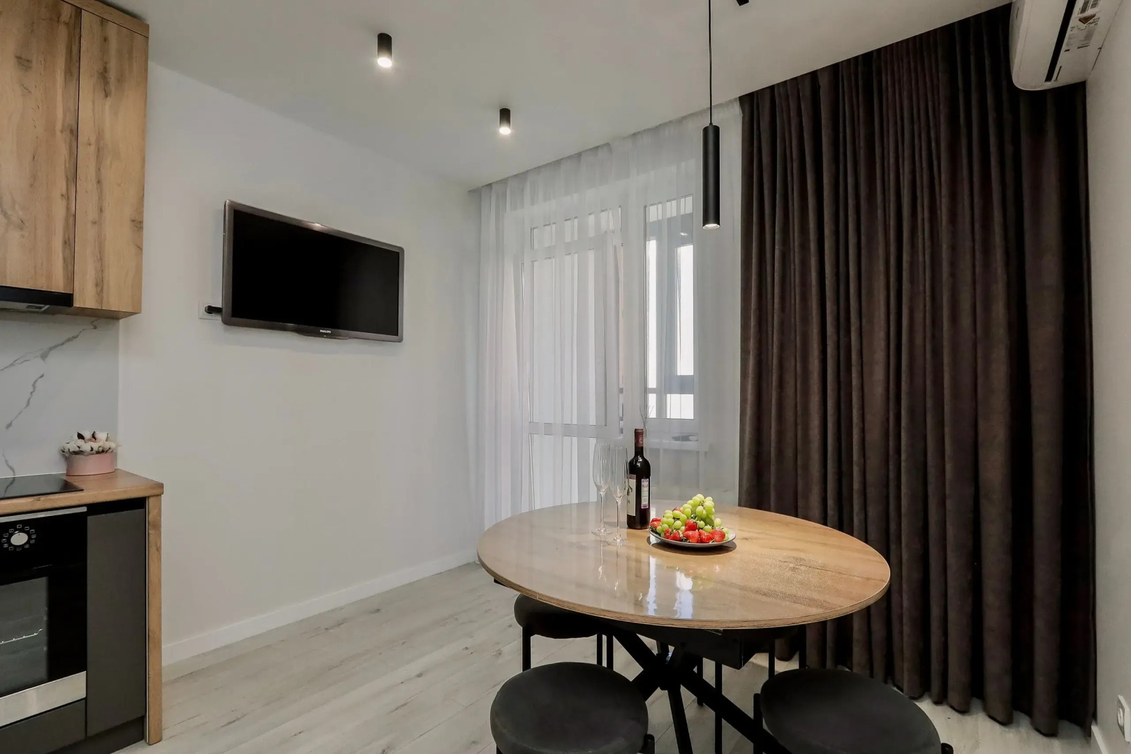 Апартаменты Privi House на Конструктора Калашникова 21