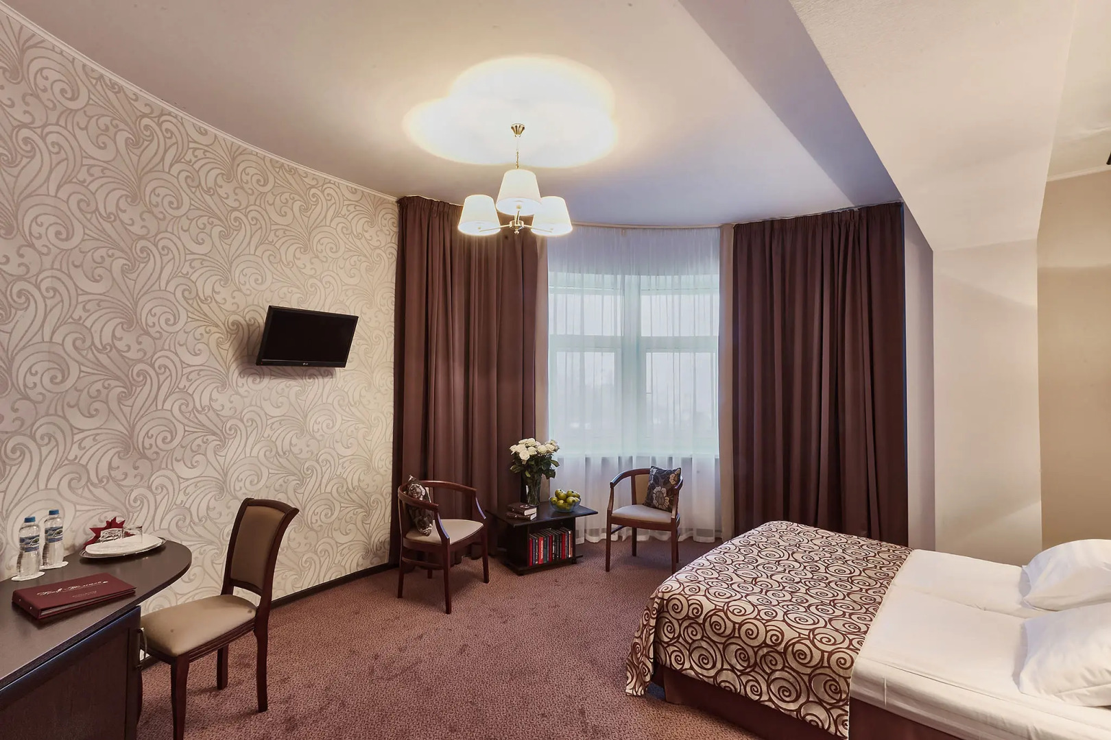 Отель Граф Толстой