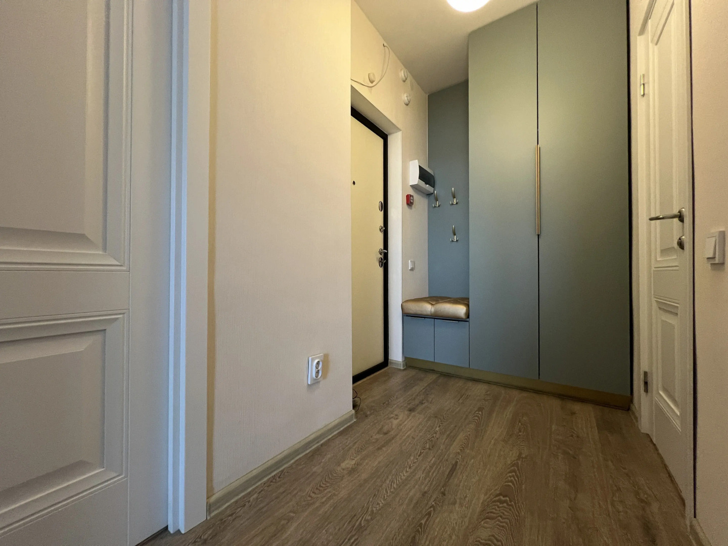 Апартаменты Евро 2-ком Логинова 7/2-488