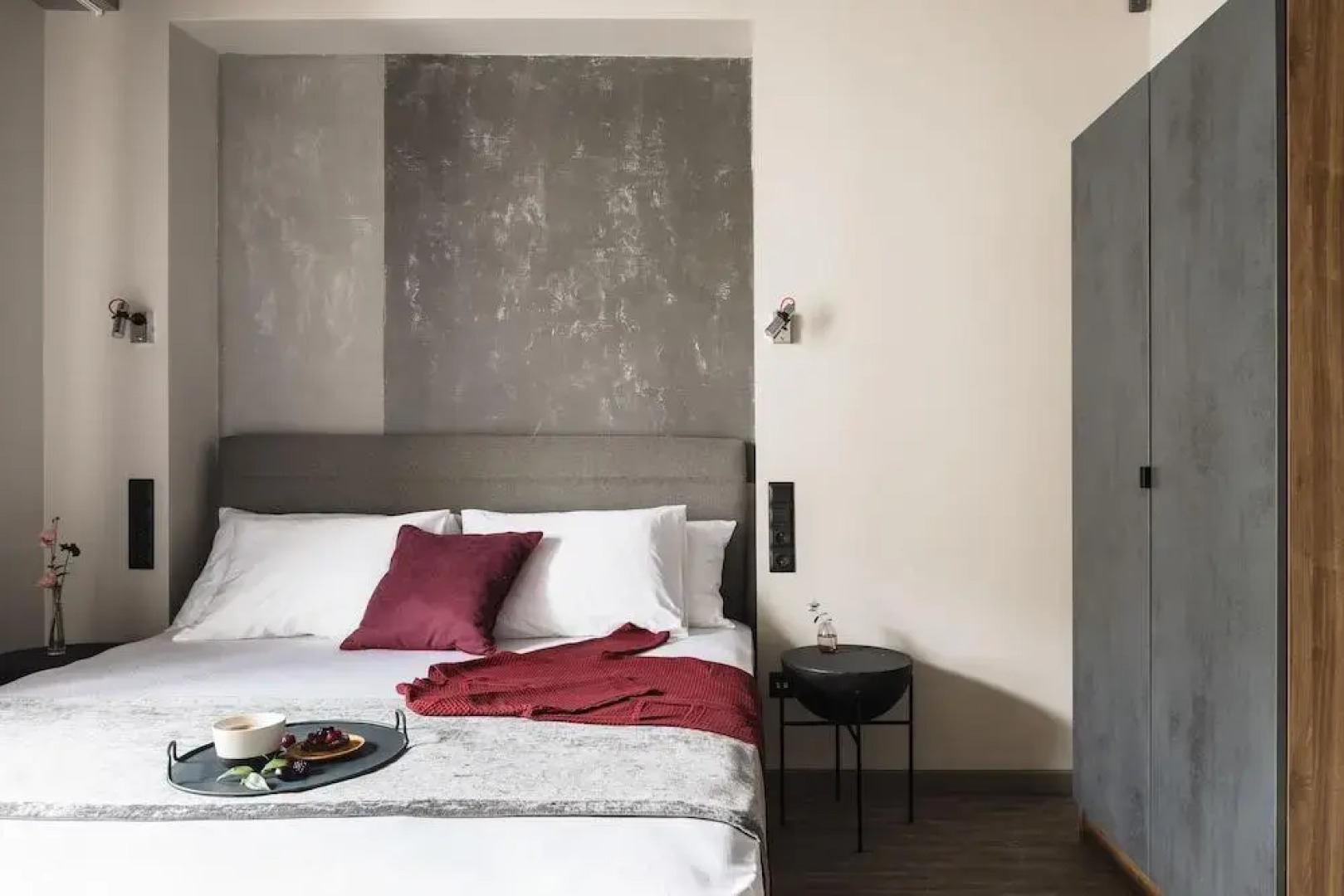 Отель The Faces Historical center