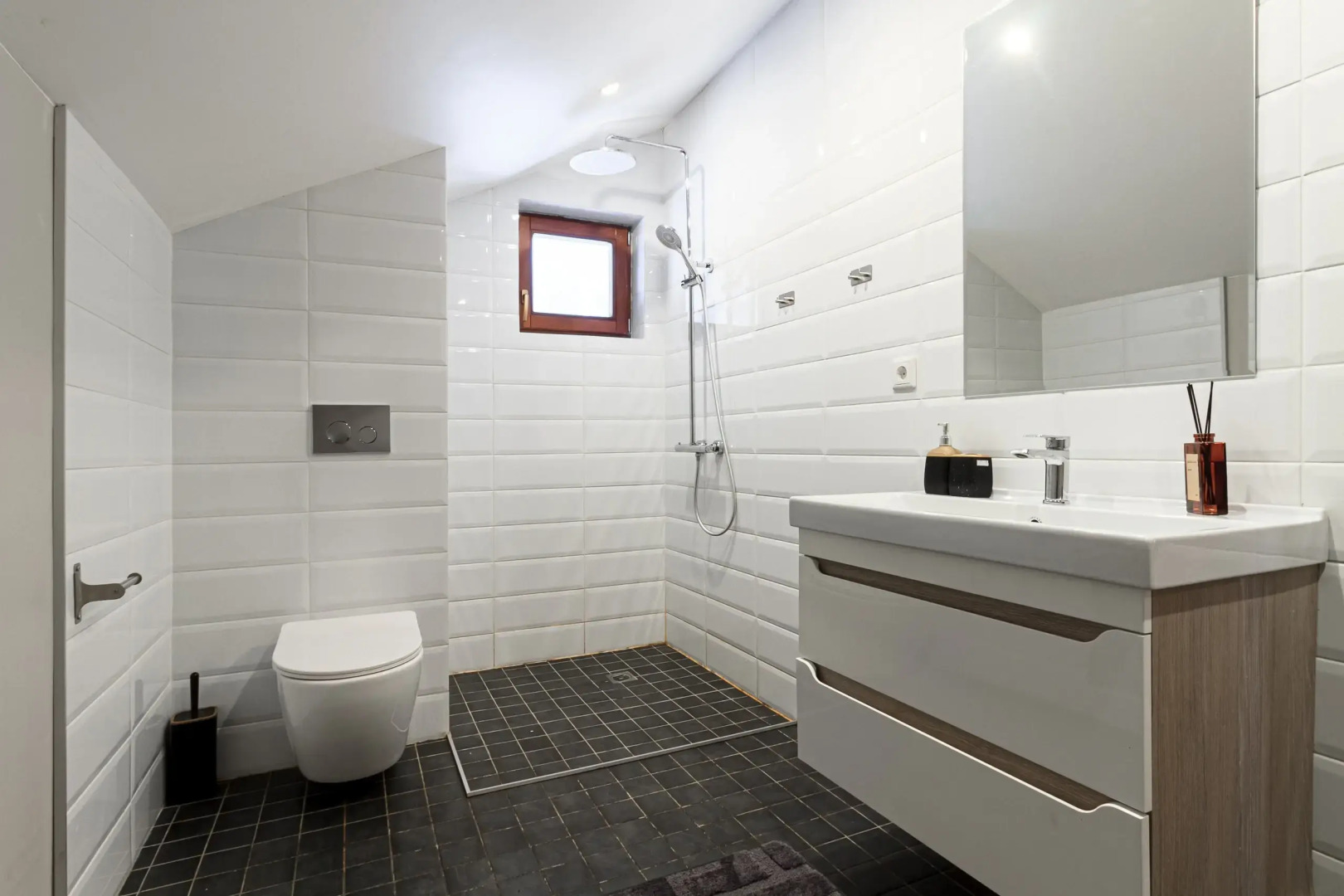 Вилла Коттедж 250 м2 на Участке 20 Соток