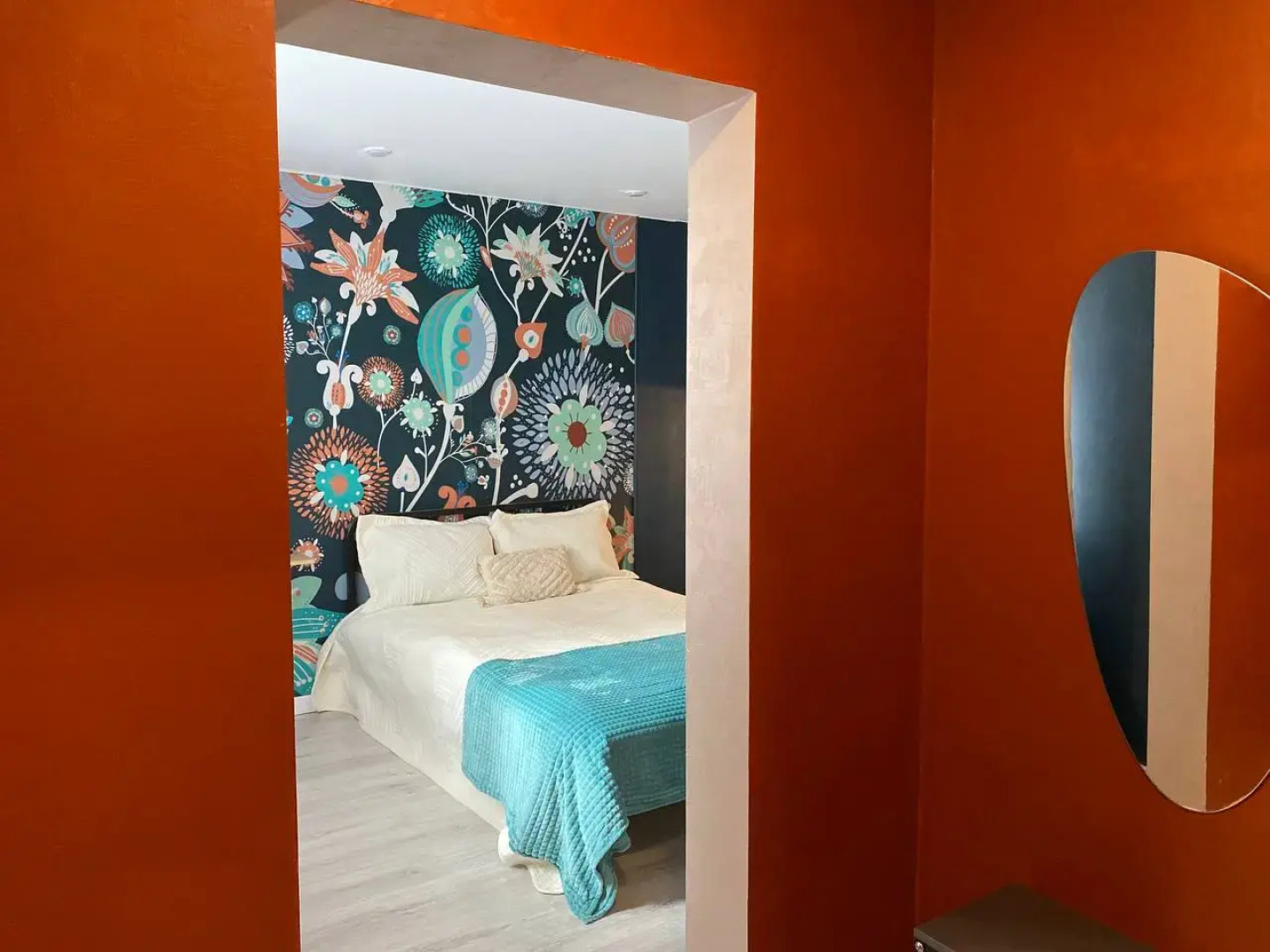 Апартаменты Тишина у Метро и Парка