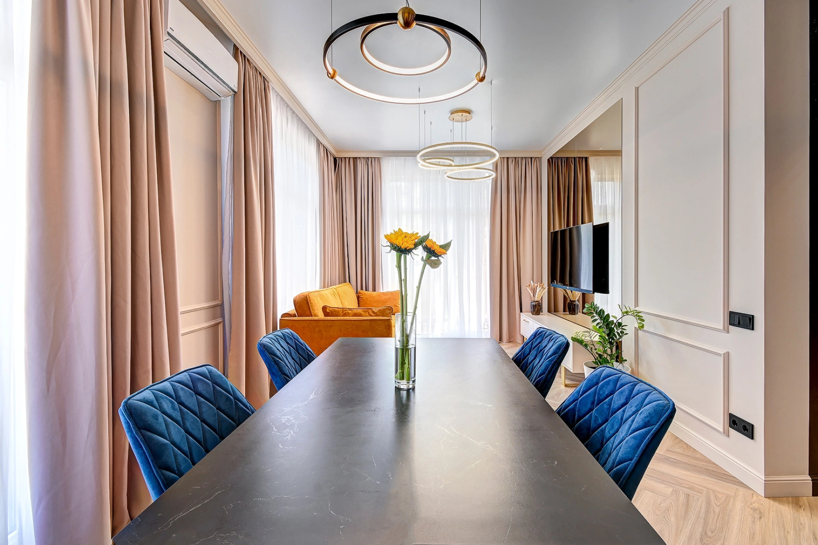 Квартира Большая Стильная в Жк Аллея Парк