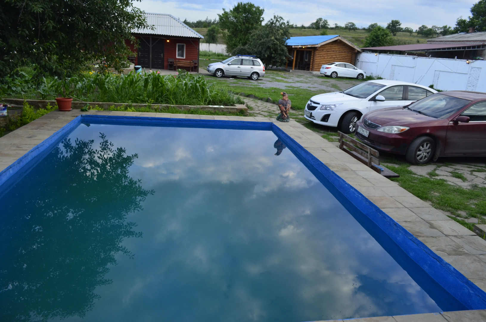 Belyij Dom Na Trasse M4 Don Hotel	